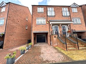 Photo 2- click for photo gallery